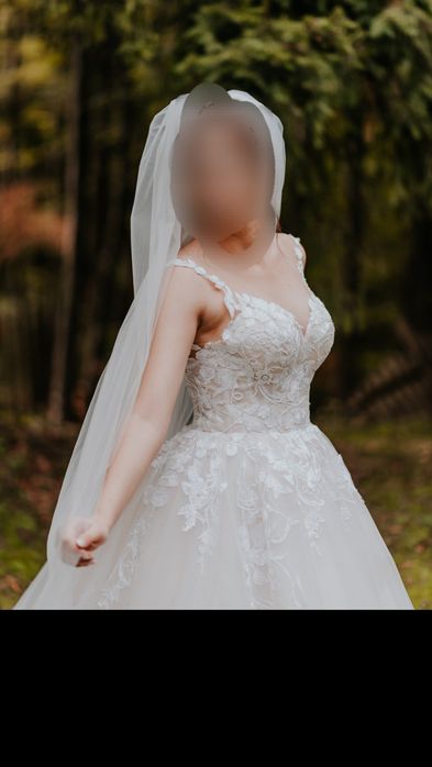 Rochie de mireasa tip printesa