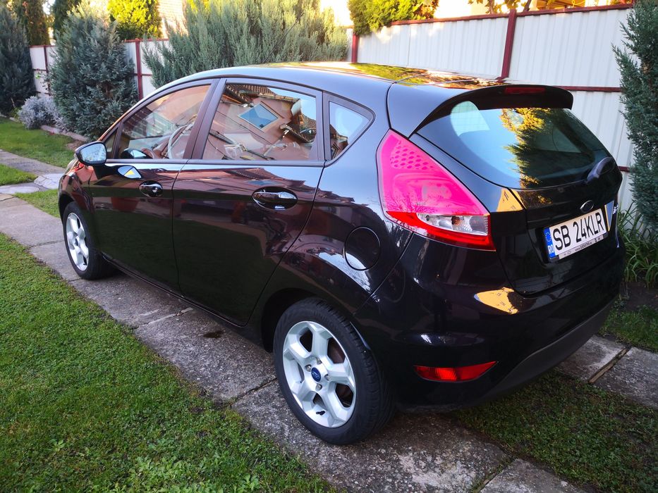 Ford Fiesta 1.3 80 Cp Euro 5  2013
