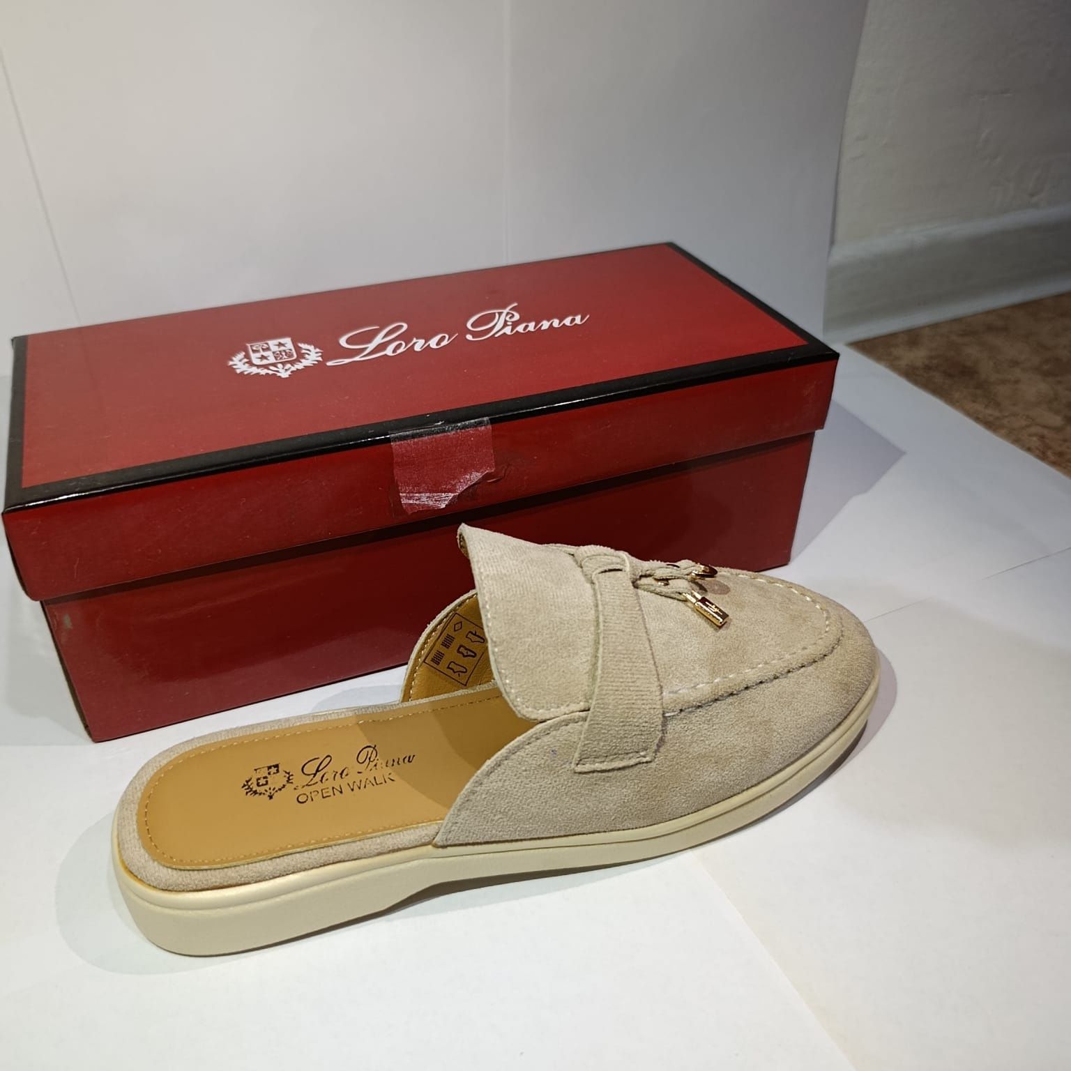 Продаётся Мюли Loro Piana