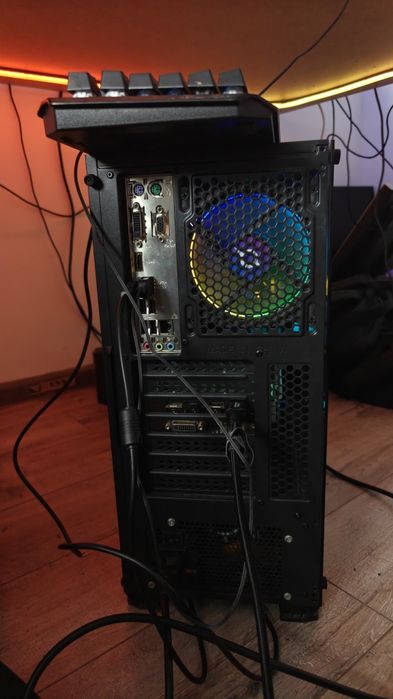 Calculator i5 7400, rtx 1060 6gb, 16 gm RAM, 1.4tb memorie