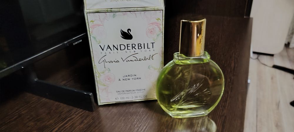 Продам туалетную воду