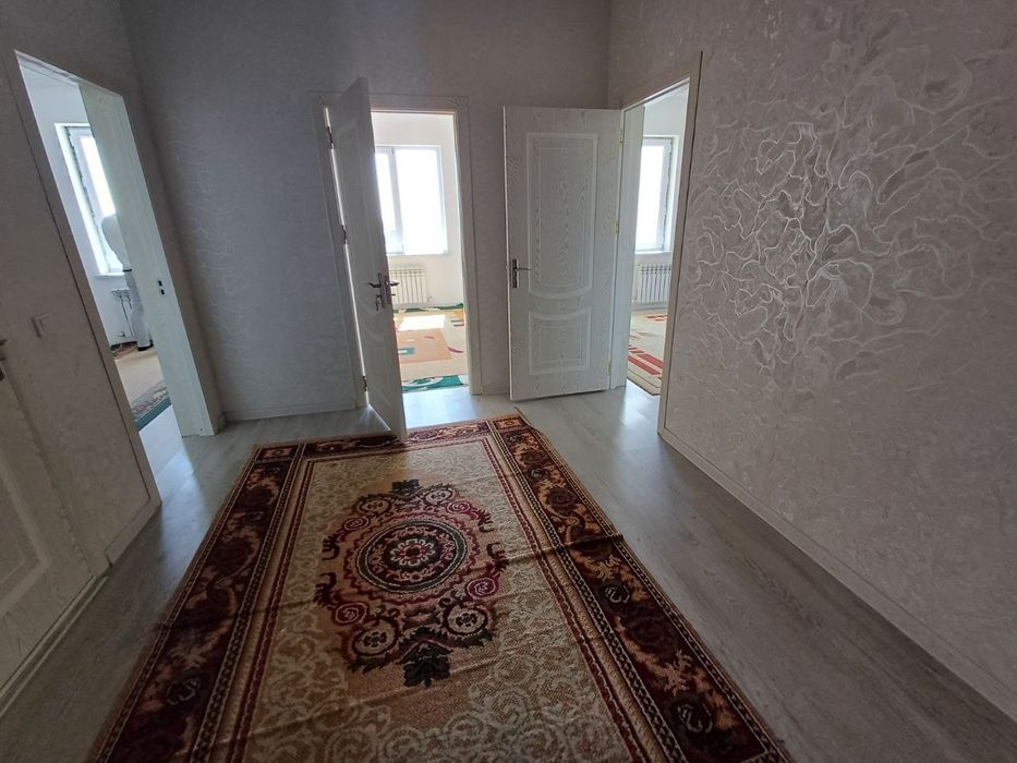 Qizlarga sheriklikka kvartira