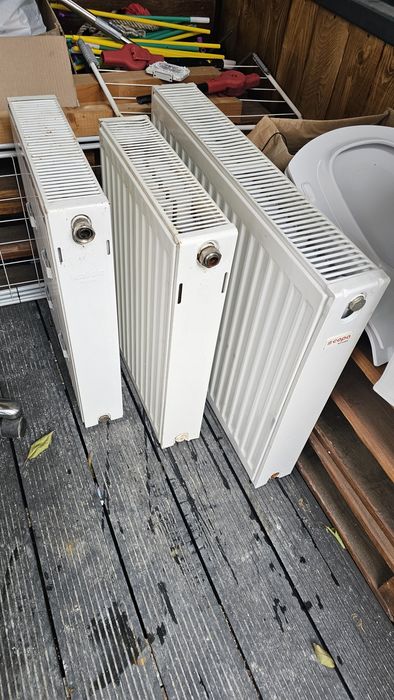 Vand 3 calorifere din otel