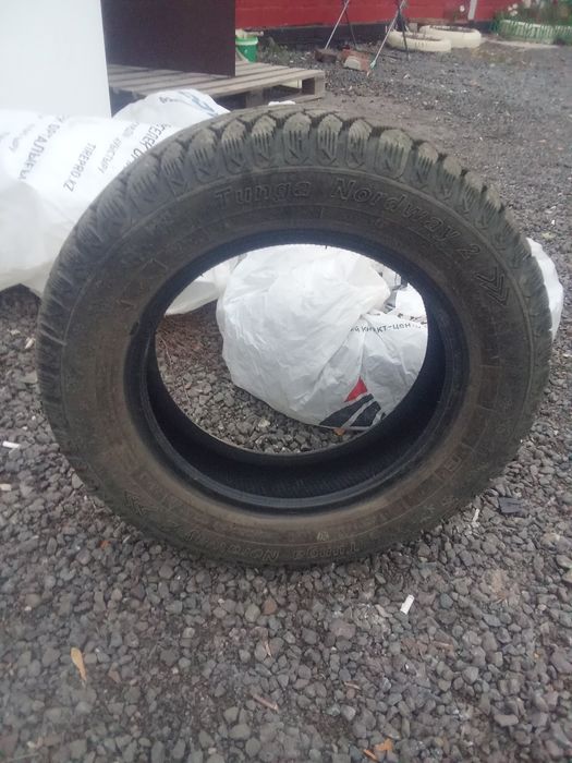 Зимний балон размер 175/65R14 цена:70.000 комплект
