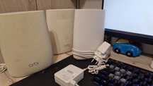 Netgear Router RBR50 plus 2x Sateliti  RBS50