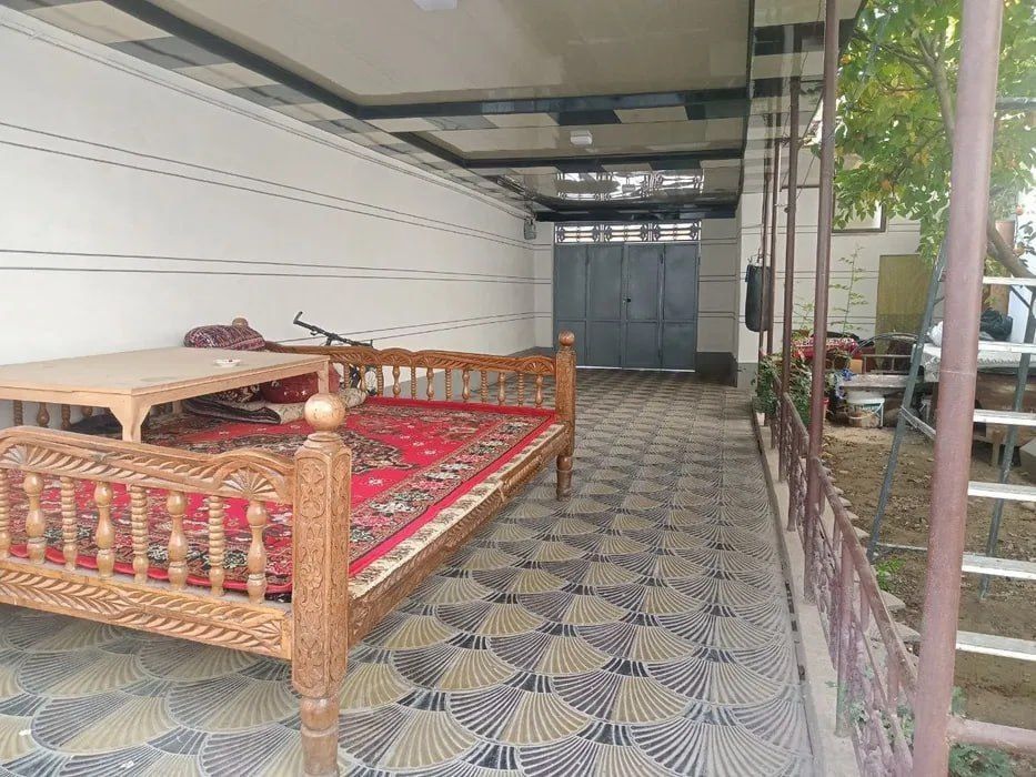 Сотилади Дом Продаётся Мирабад Саракулька 2 Сотки 2-этажа 5 комнат