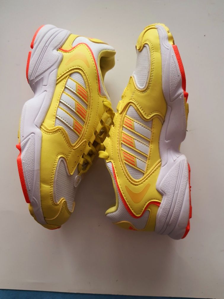 Adidas originali mărimea 40,5/25,5 cm