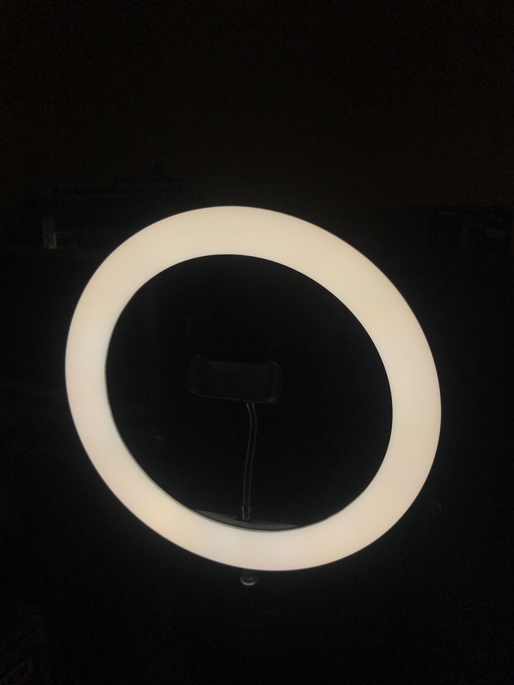 Lampa circulara led 3 culori si stativ