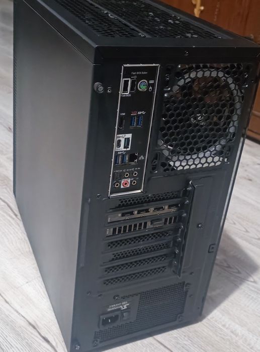 PC gaming Ryzen™ 7 3700x/ RTX 3060 12GB/ 32 Gb RAM/ SSD 240GB/ M2 1TB