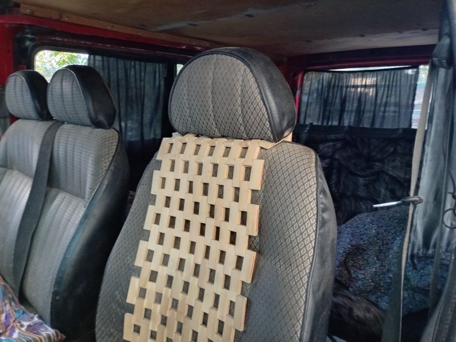 Ford Tranzit 1993yil