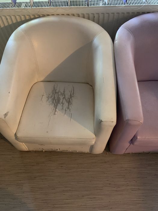 Set masa cu fotolii