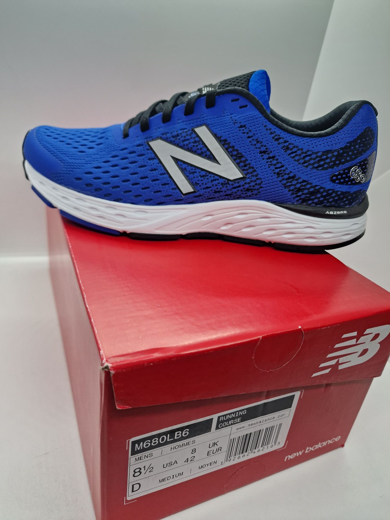 New Balance M680 V6 nr. 41.5,42,43