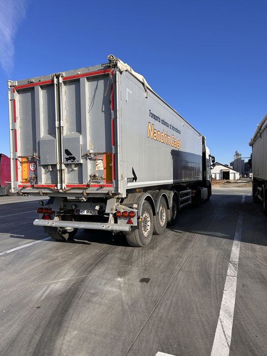 semiremorca bena cereale Stas 54 mc