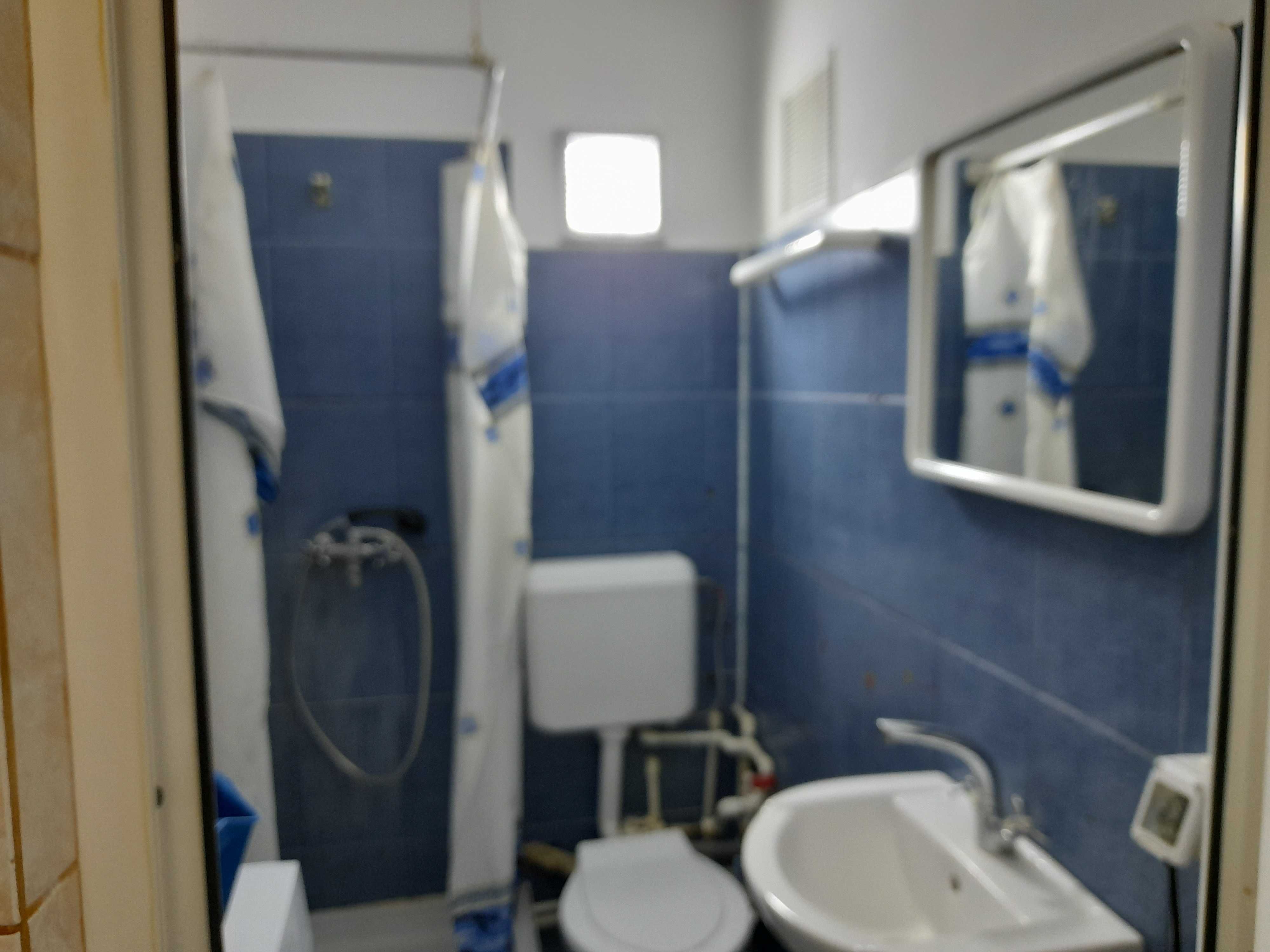 Inchiriez garsoniera cf II - bloc G6 - Bd.Chimiei, Slobozia