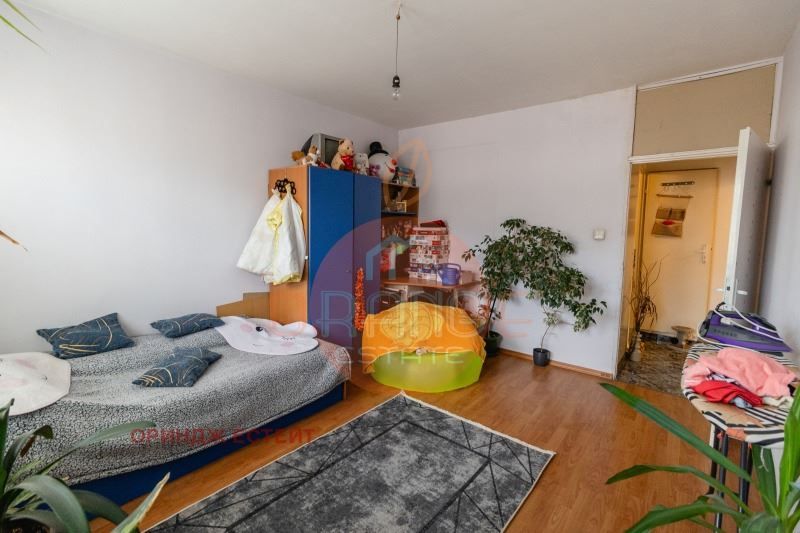 Продава се Тристаен апартамент в София, Обеля 1 - 89 кв.м за 2079 €/кв.м - Снимка #8