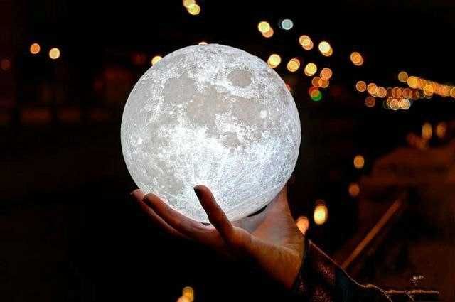 Светильник ночник луна 3д с точными кратерами и подсветкой