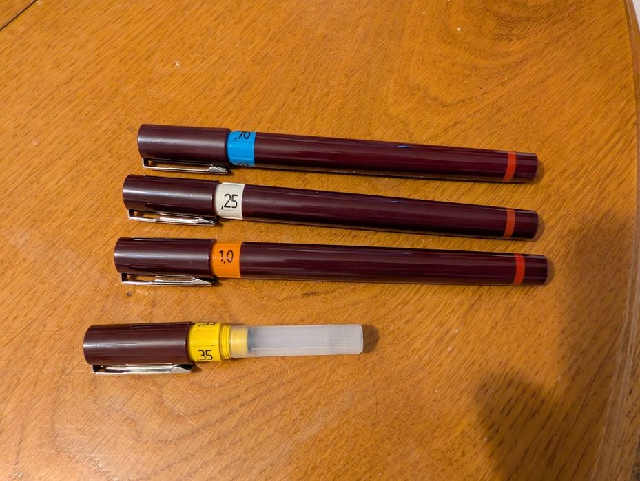 Vand 2 stilouri tehnice si un capat Rotring Isograph noi