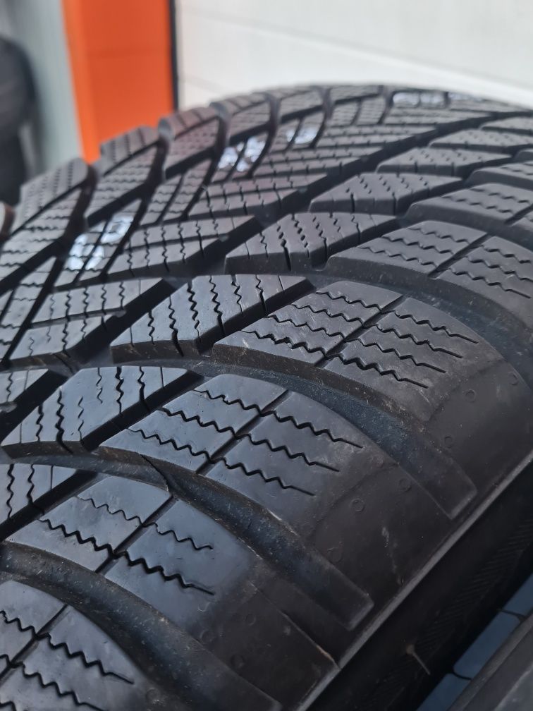 Зимни гуми 4 броя BRIDGESTONE Blizzak LM001 225 60 R17 дот 3620