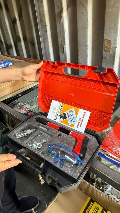 Монтажный пистолет