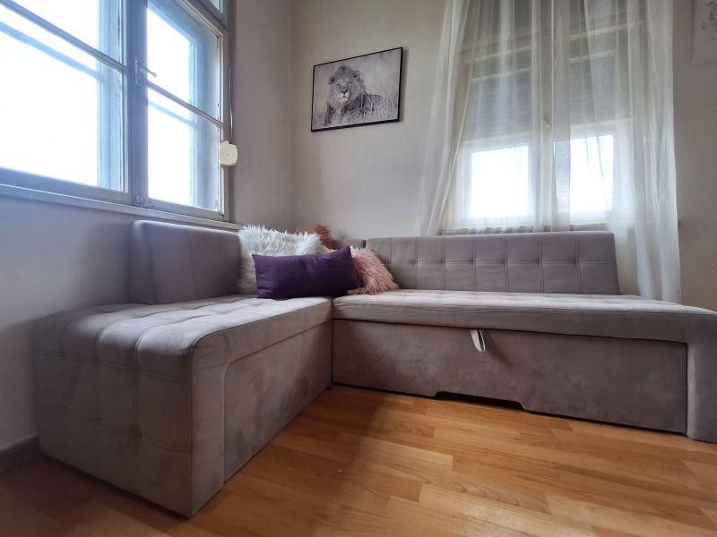 Дава се под наем Двустаен апартамент в Пловдив, Южен - 48 кв.м за 301 € - Снимка #1