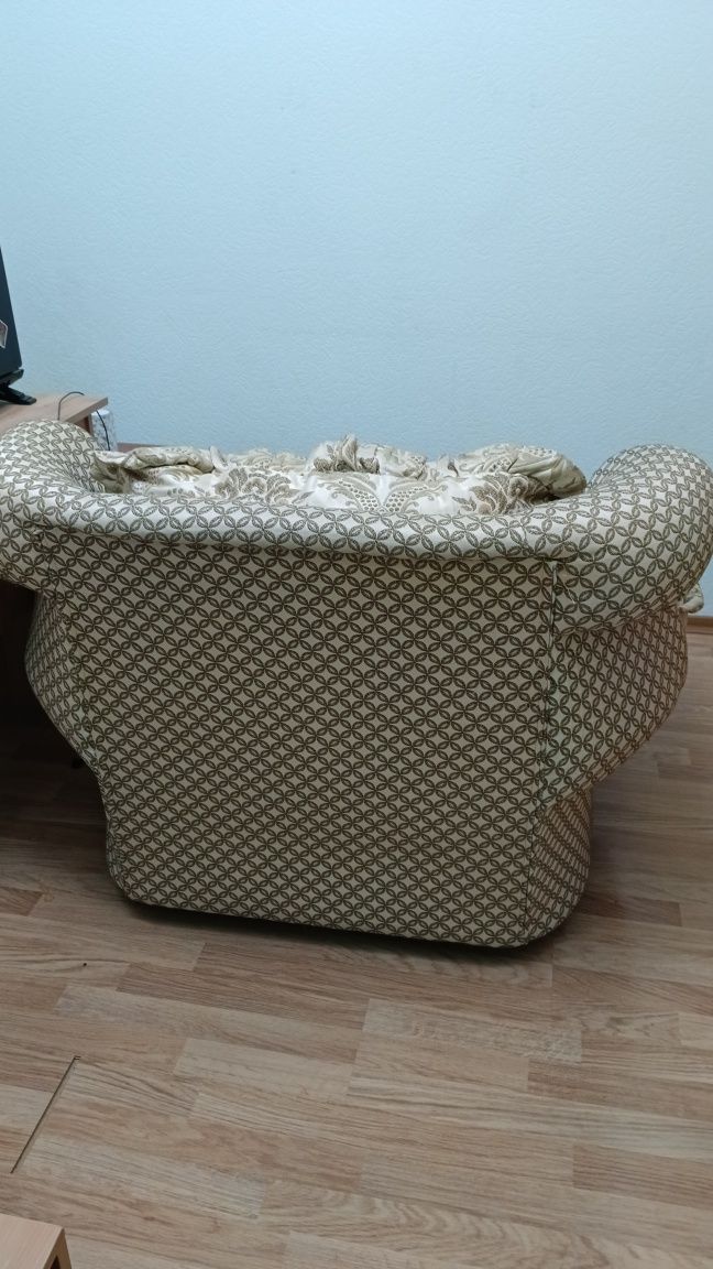 Кресла для гостиной