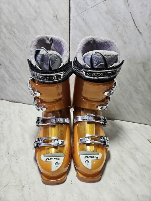 Clapari ski schi  Rossignol  mondo 25,5 corespunde mărimii 39-40