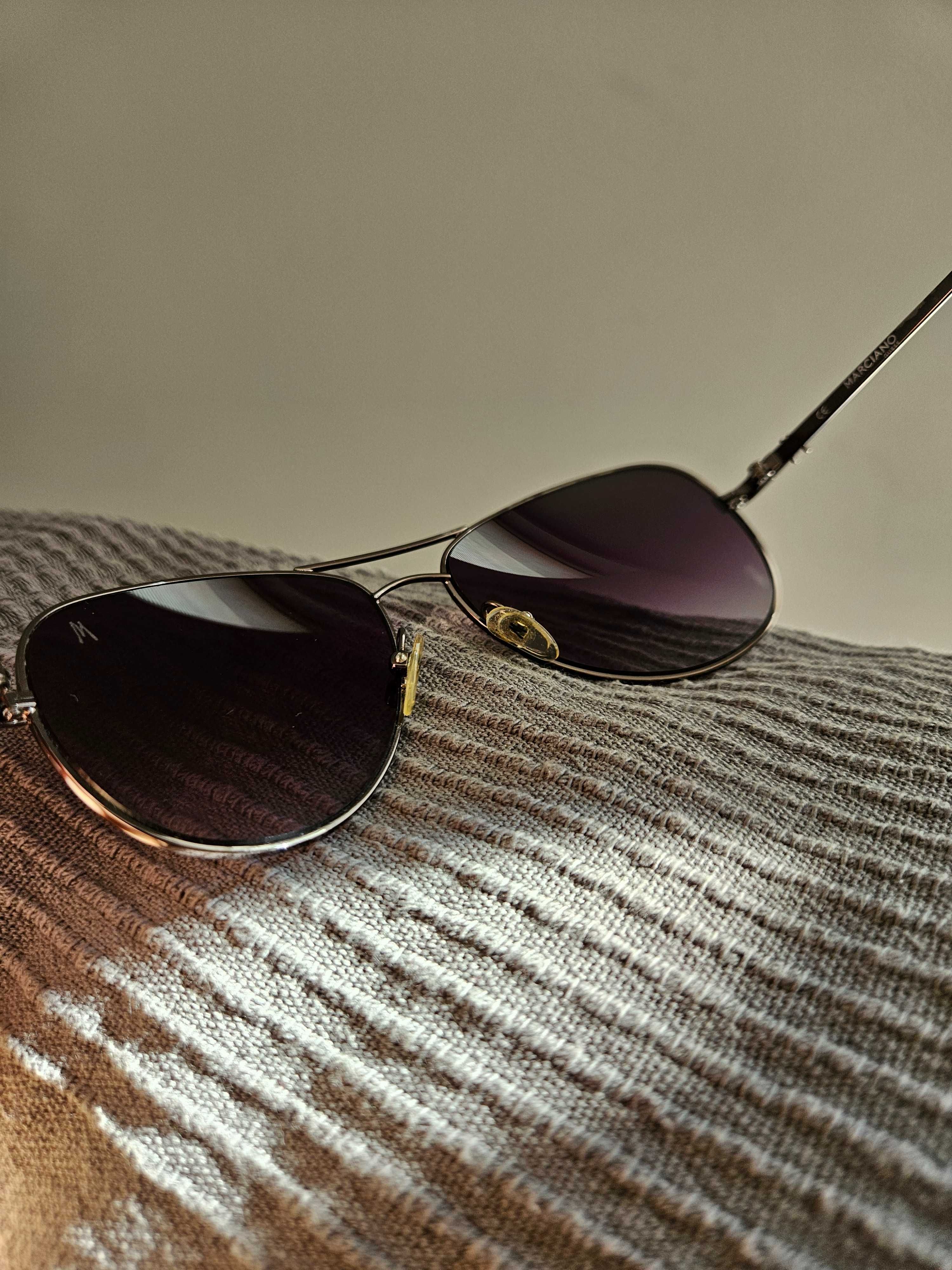 Слънчеви очила Guess Marciano GM626