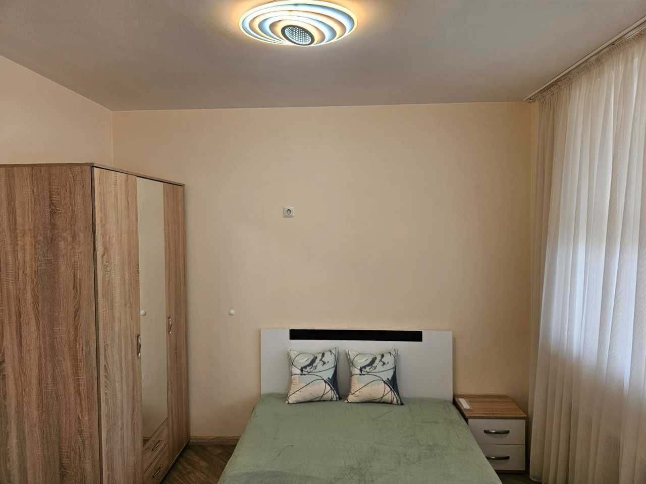 Дава се под наем Двустаен апартамент в София, Център - 65 кв.м за 510 € - Снимка #3