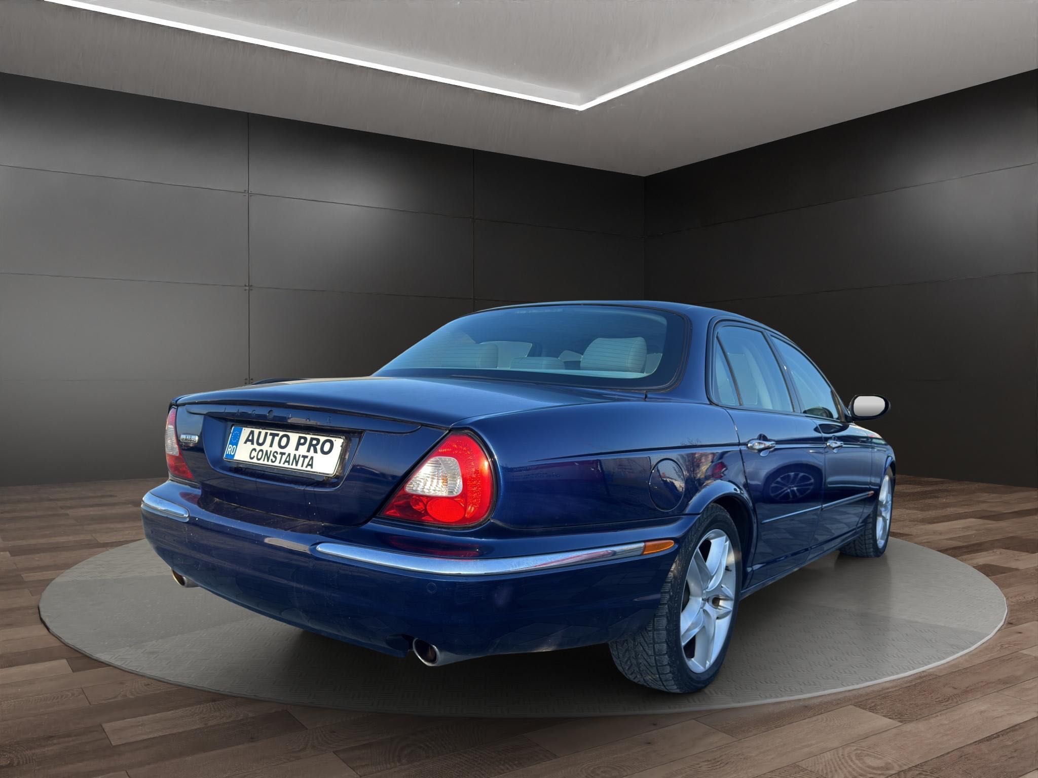 JAGUAR XJ - Rate fara avans!