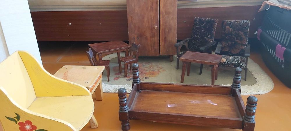 Мебель для кукол детская