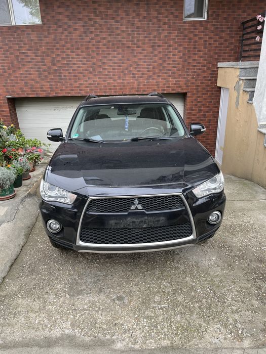 Mitsubishi Outlander 2011