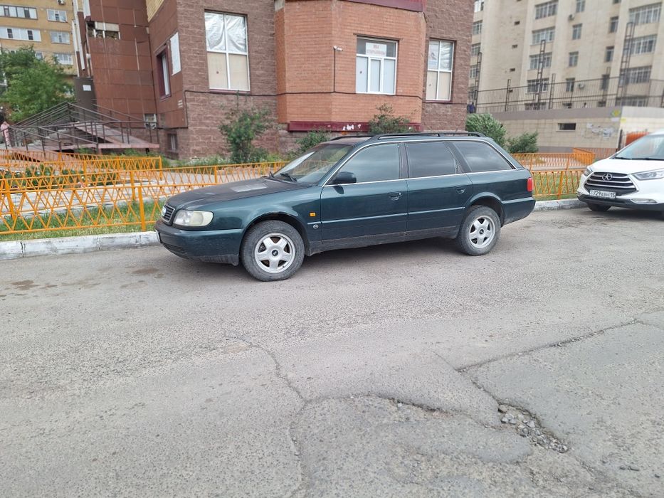 Продам ауди А6  универсал