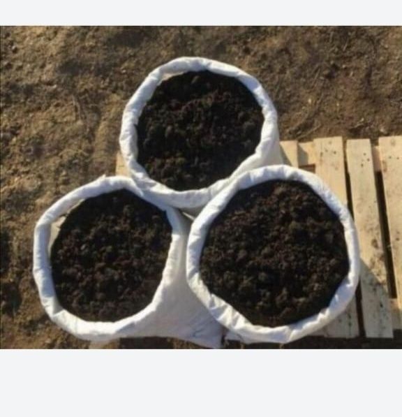 Продам перегнивший навоз (перегной)