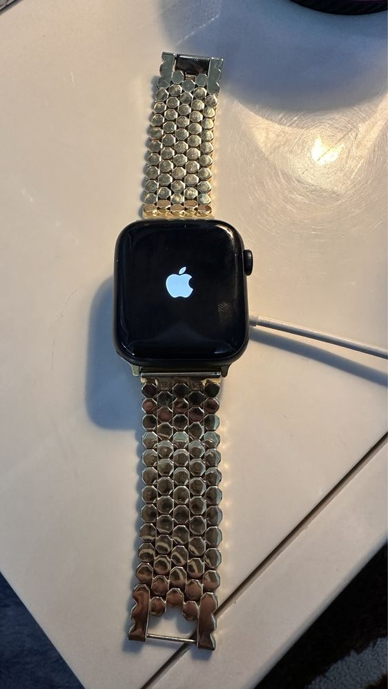 Часы Apple watch