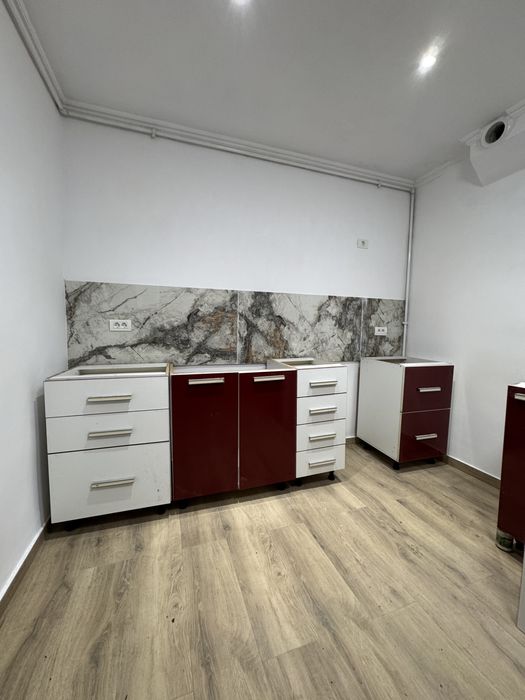 Vand mobila bucatarie