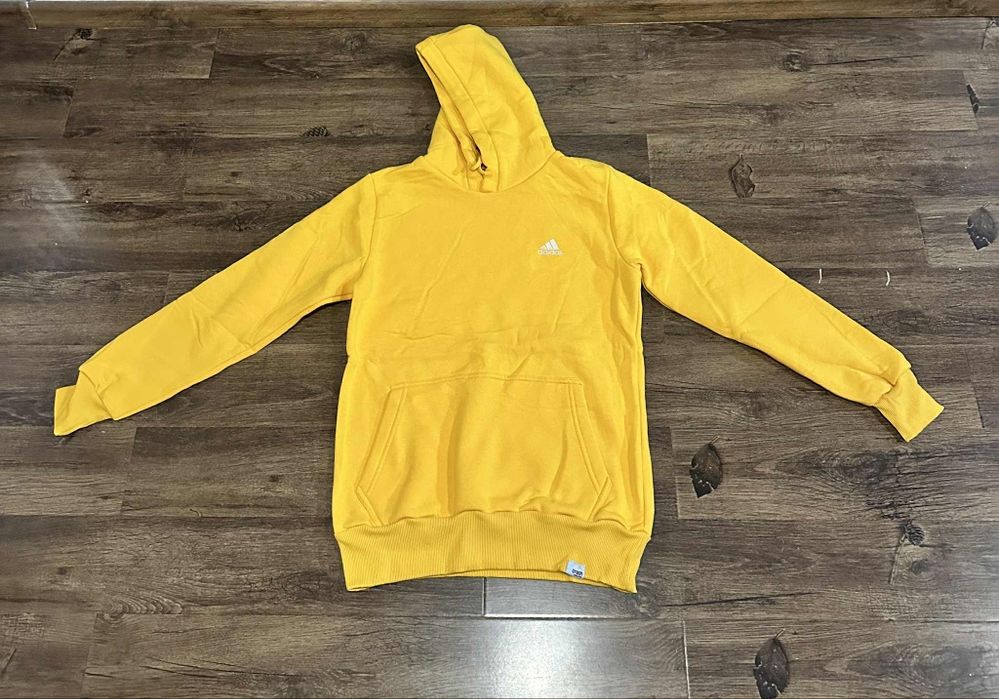 Hanorac Adidas la oferta 50 lei nou