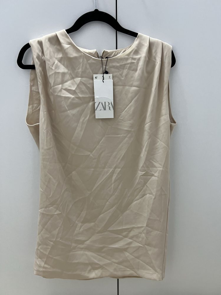 Rochie de vara Zara, noua cu eticheta