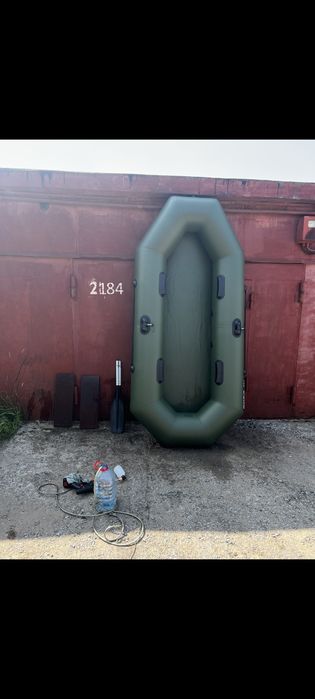 Продам лодку почти новая