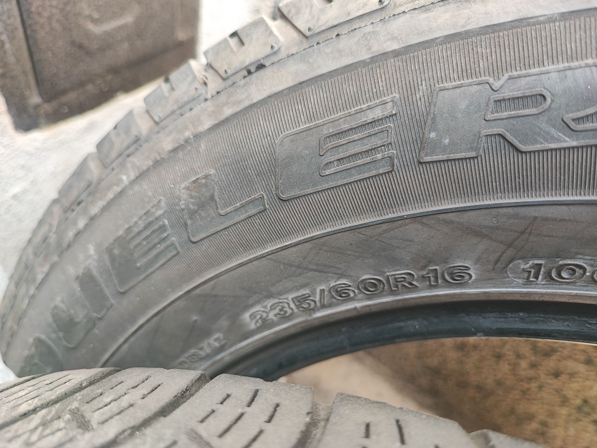 Bridgestone Dueler 235/60/16 !!Подарявам!!