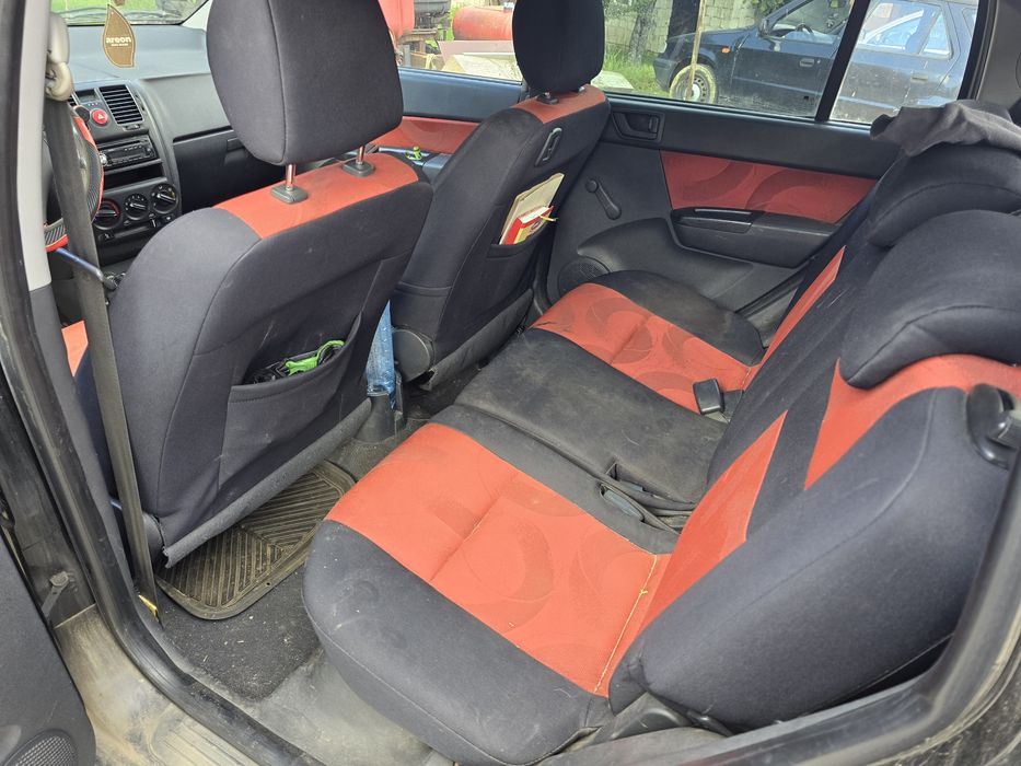 Vand sau Dezmembrez Hyundai Getz 1.5 CRDI 16 Valve, 2005 Euro 4