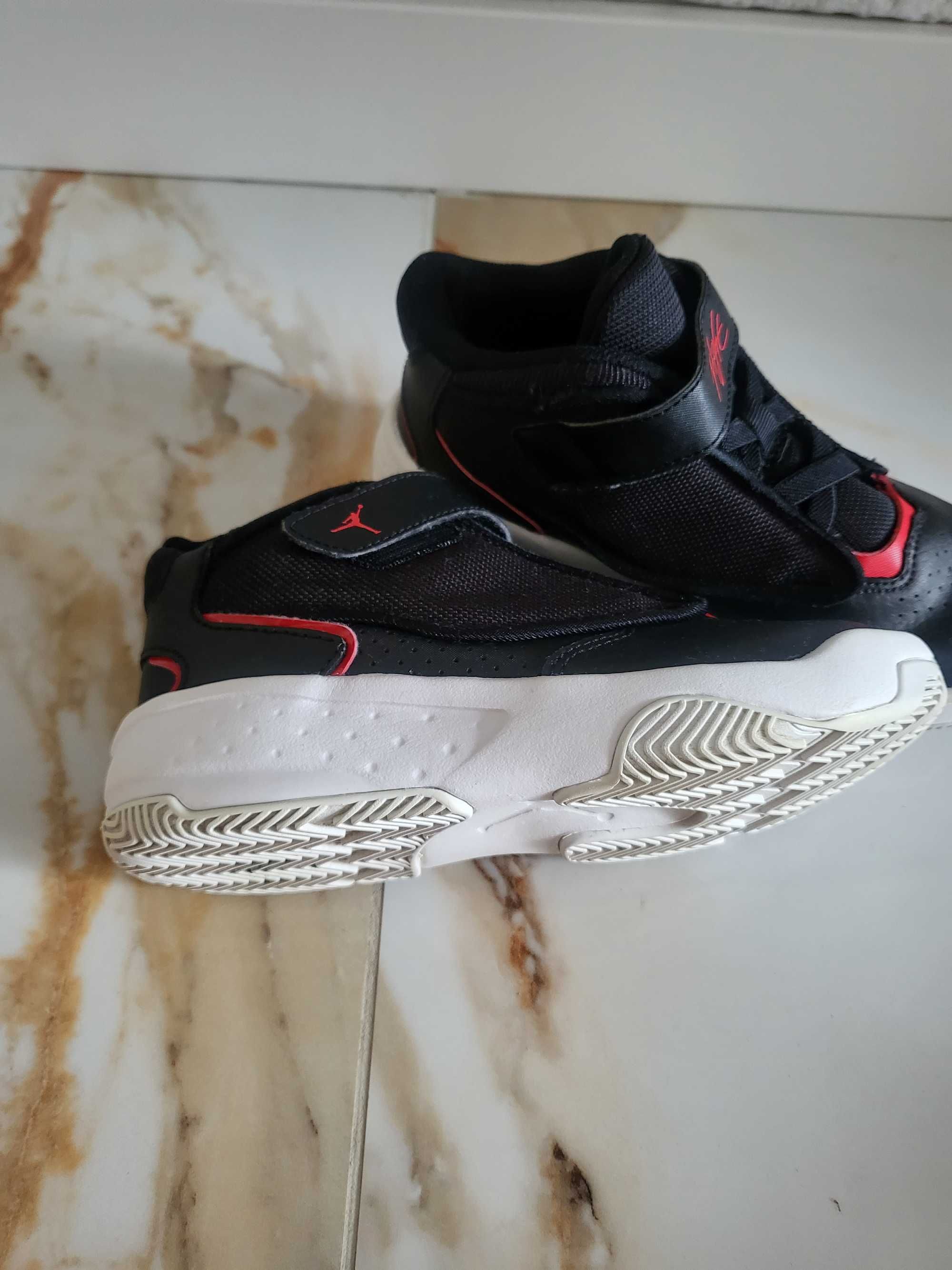 Детски  обувки Jordan  20.5см-стелка