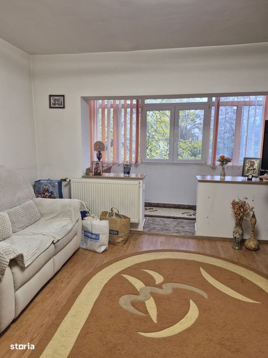 De inchiriat ap 2 camere + loc parcare, Rahova/Salaj