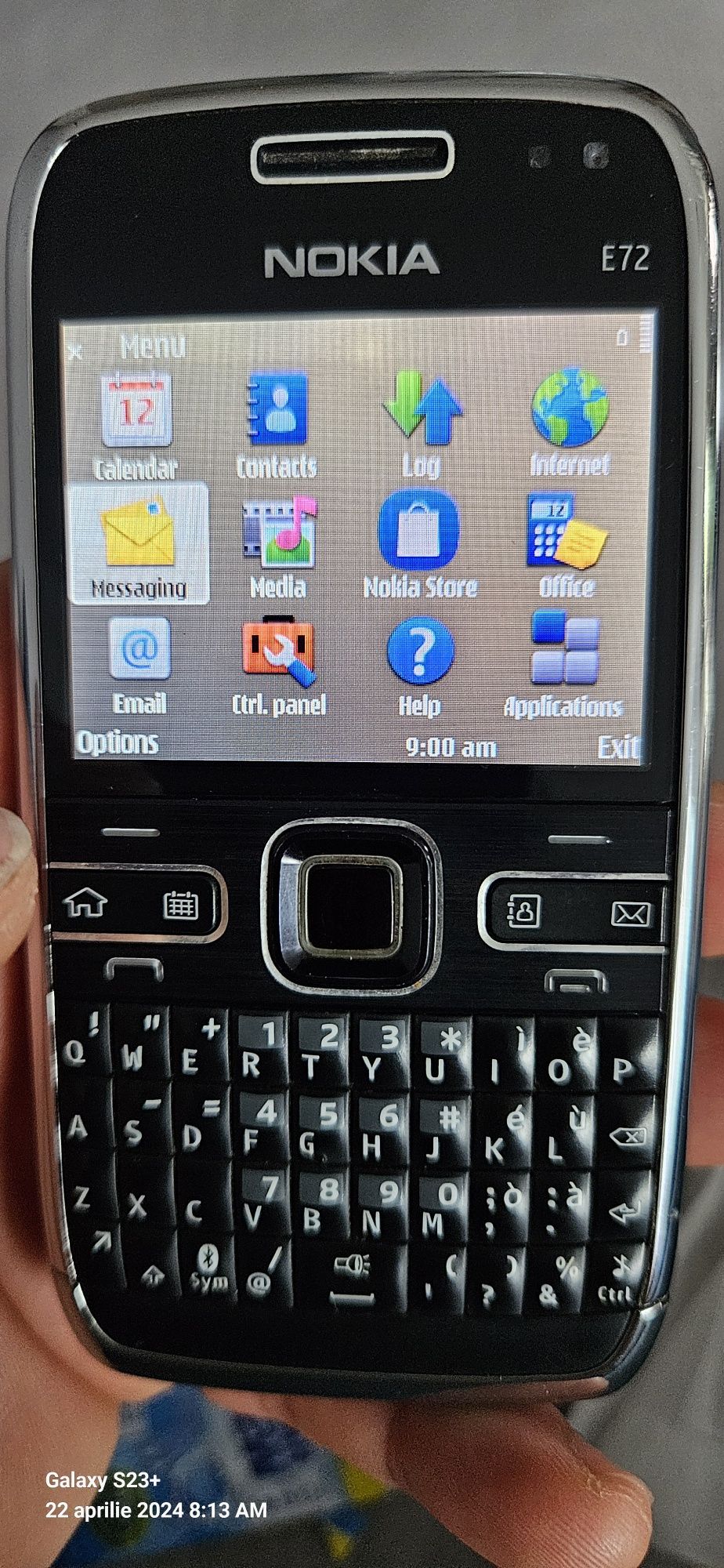 Nokia E72  Nokia