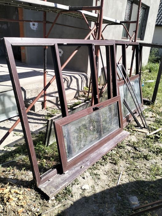 Vând geamuri  termopan