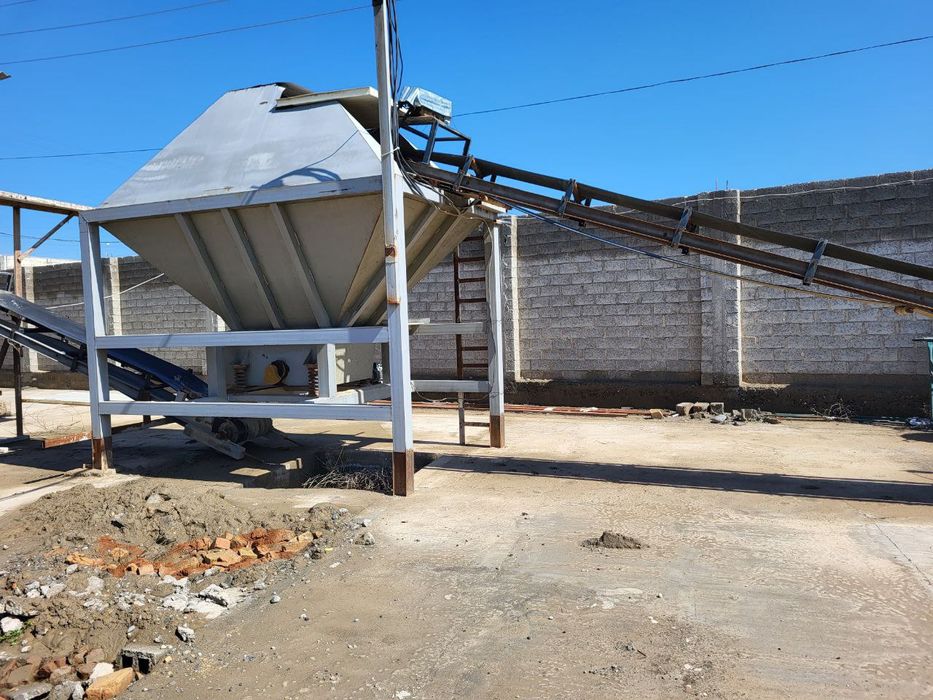 Гишт завод сотилади, барча жихозлари билан