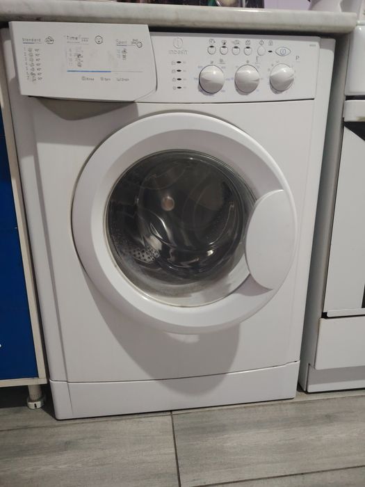 Стиральная  машина