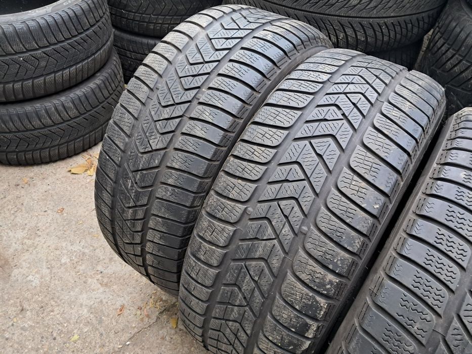 Anvelope second iarna 245 50 R18 Pirelli *RFT RSC
