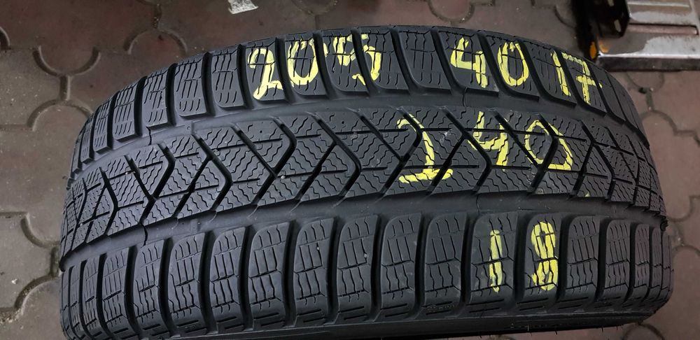 anvelope Pirelli 205/40/17 m&s,iarna
