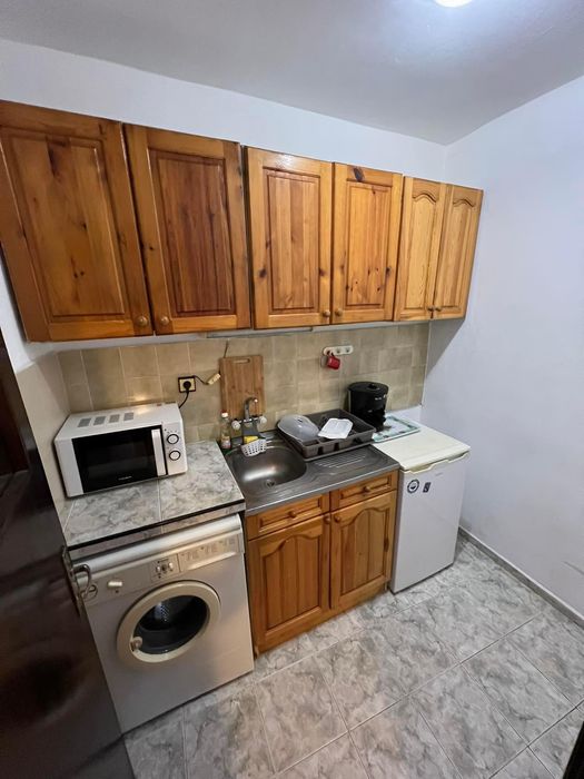 Дава се под наем Двустаен апартамент в Бургас, Братя Миладинови - 58 кв.м за 382.5 € - Снимка #3