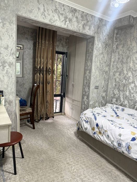 Аренда квартира Юнусабод 3.кв 3/1/4 Срочно 1етаж огород бор